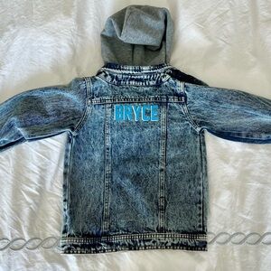 Bryce denim jean jacket blue white bubble font size 3T